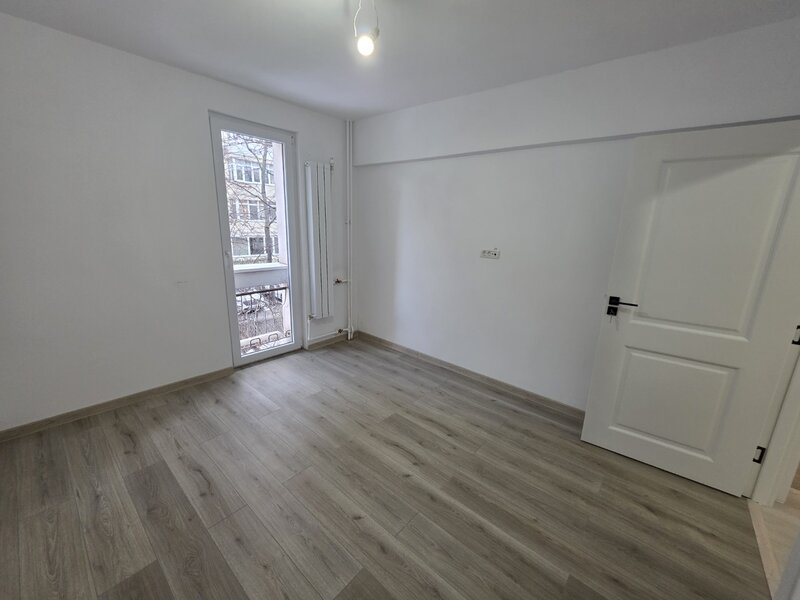 Titan, 10 minute metrou, pe Barajul Cucuteni, piata Minis, apt renovat 2026